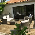 Oda ve Kahvaltı La Chaumeauniere 3*