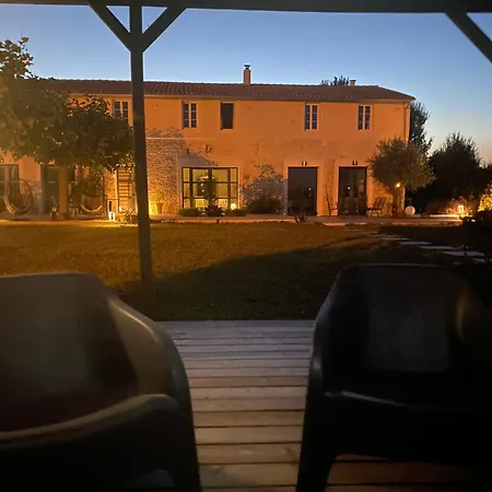 La Chaumeauniere Aigrefeuille-dʼAunis