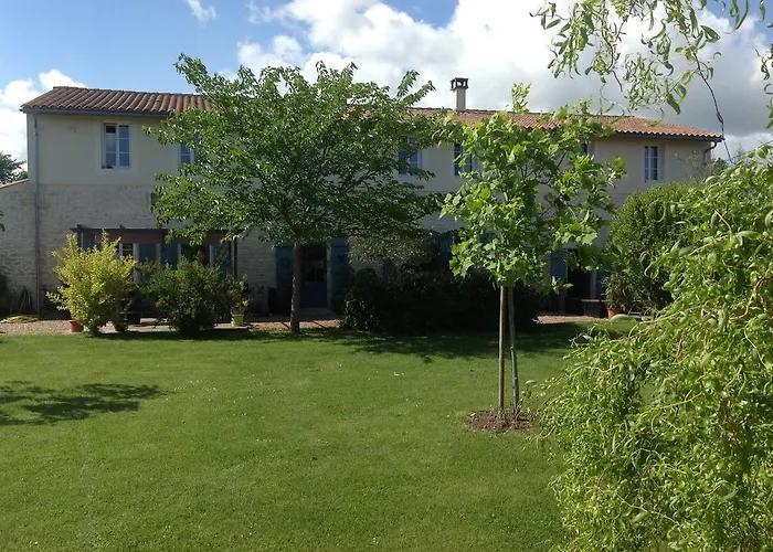 La Chaumeauniere Bed and breakfast 3*